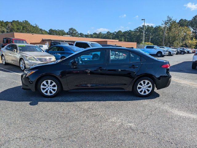 Used 2024 Toyota Corolla LE FWD image 7