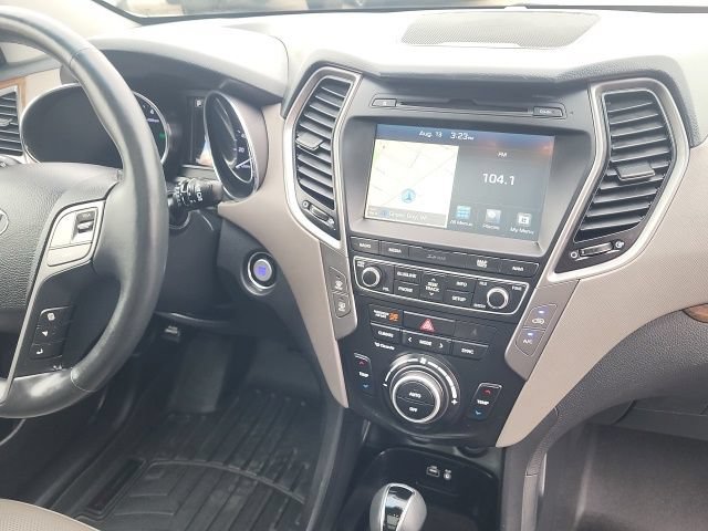 Used 2018 Hyundai Santa Fe Sport w/ 2.4L Tech Package 04 AWD/4WD image 11