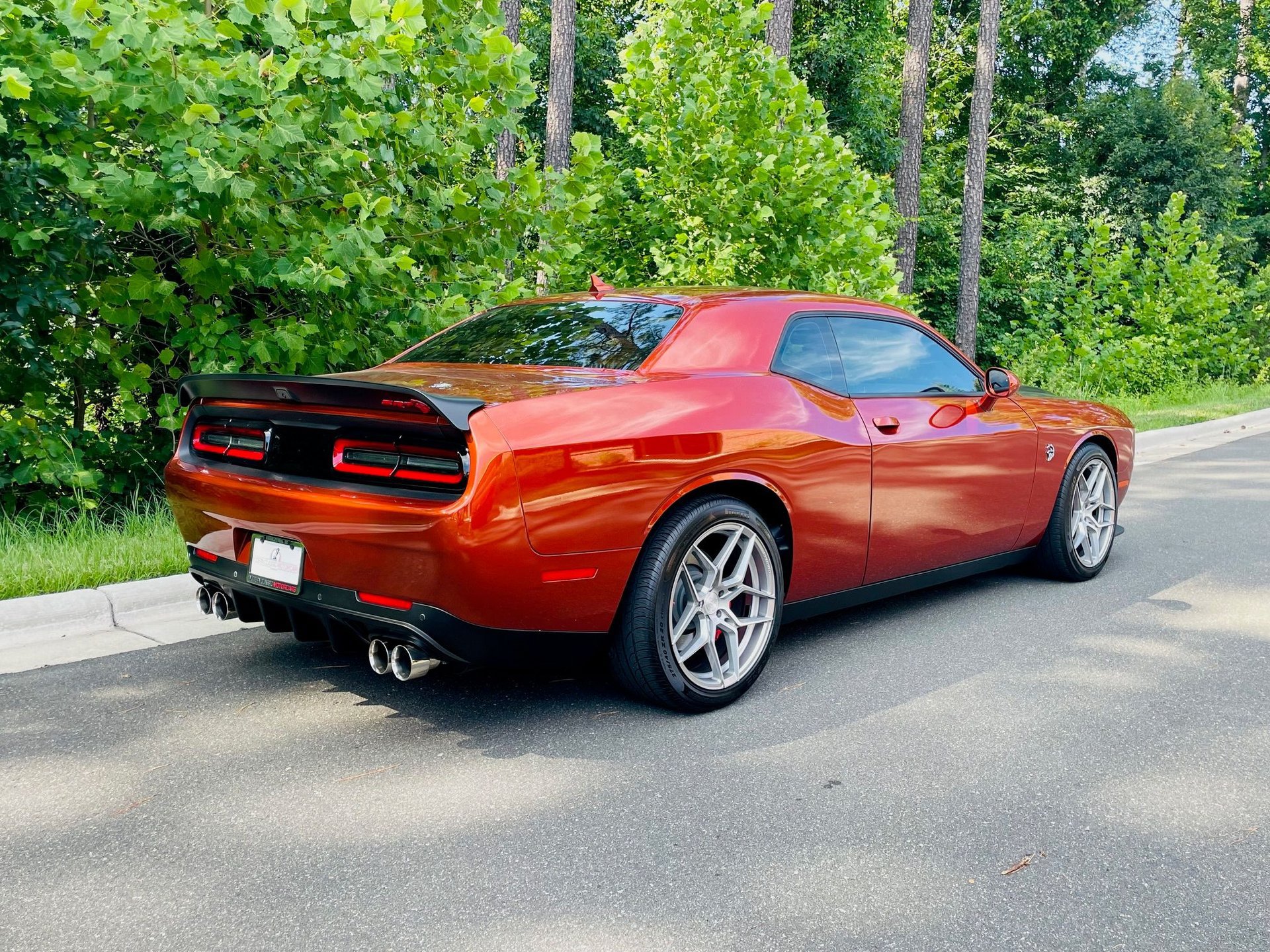 Used 2022 Dodge Challenger SRT Hellcat w/ Plus Package RWD image 11