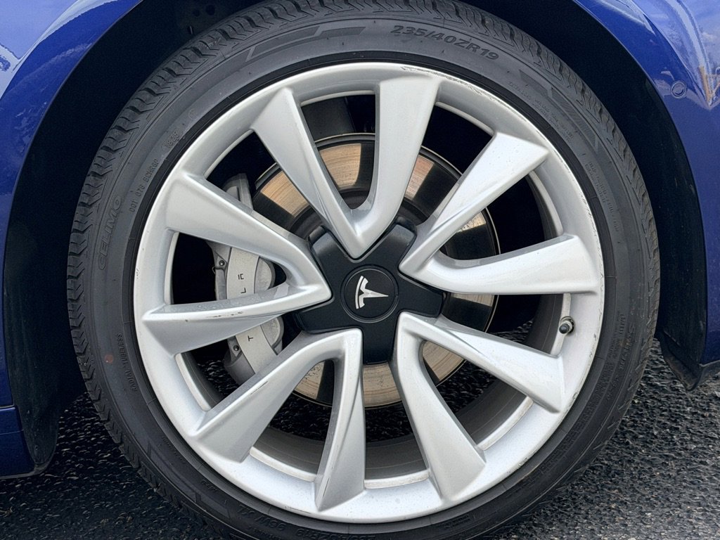 Used 2019 Tesla Model 3 Standard Range image 40