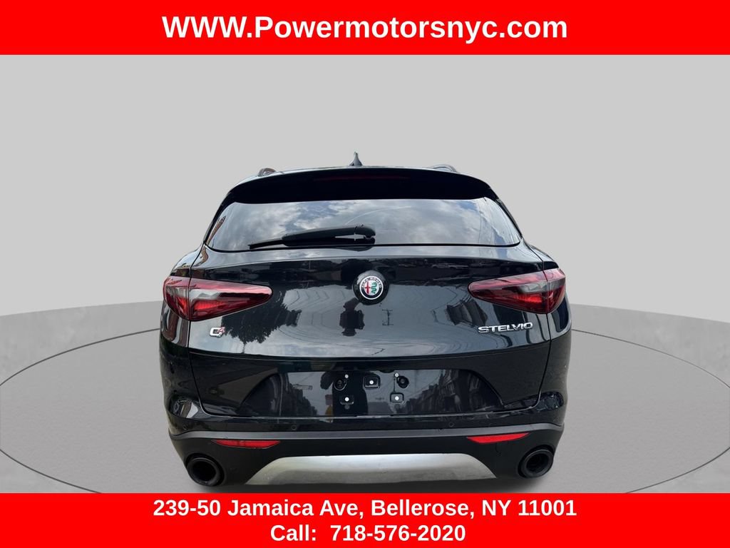 Used 2019 Alfa Romeo Stelvio Ti Sport w/ Quick Order Package 22S Sport AWD/4WD image 6