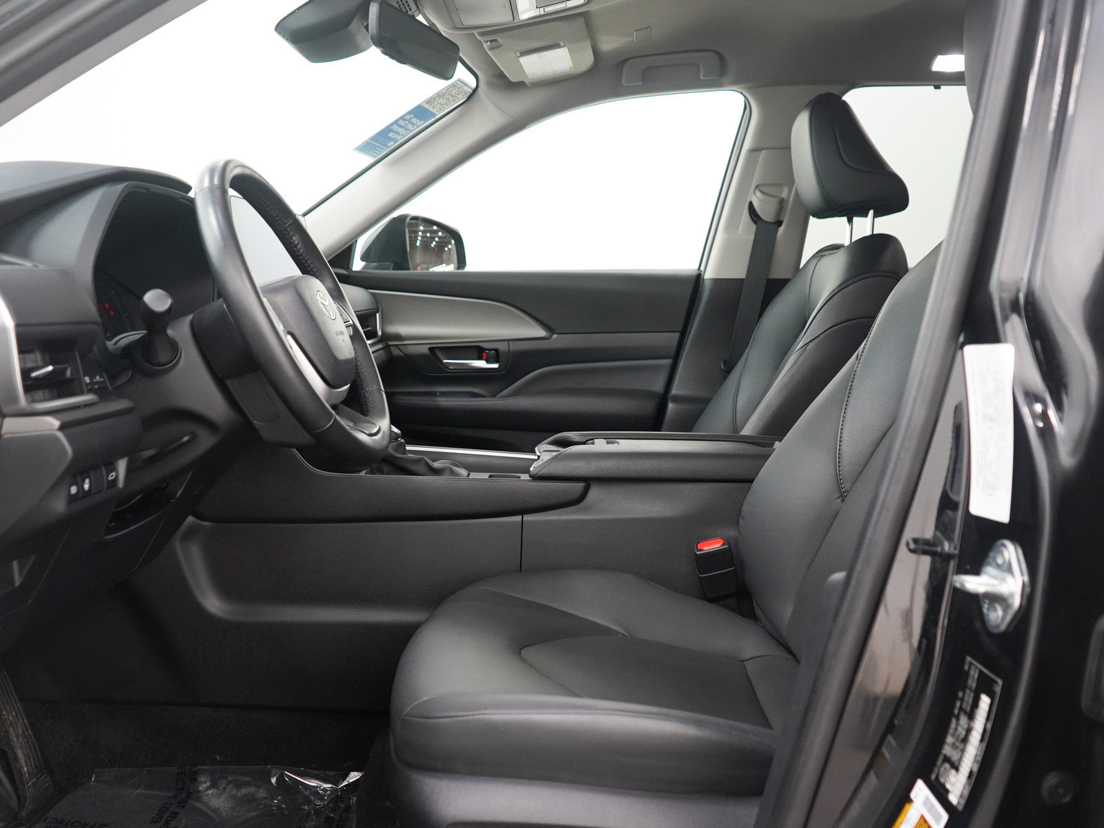 Used 2024 Toyota Grand Highlander XLE image 25