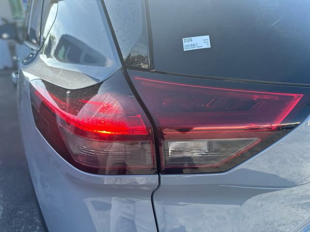Used 2023 Nissan Rogue SL w/ SL Premium Package image 27