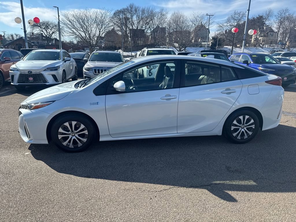 Used 2021 Toyota Prius Prime XLE image 7