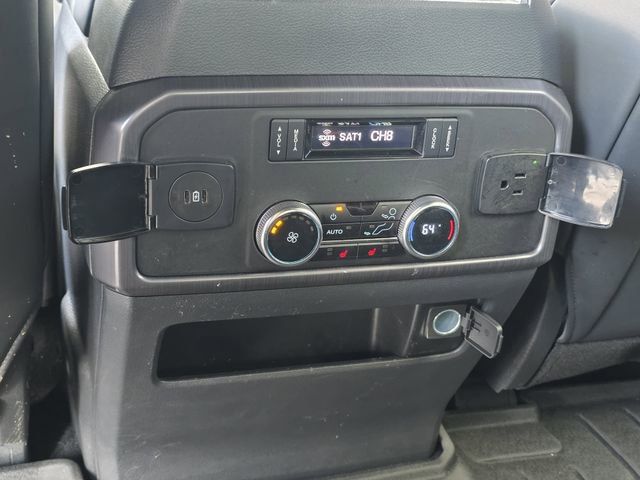 Used 2024 Ford Expedition Platinum image 19