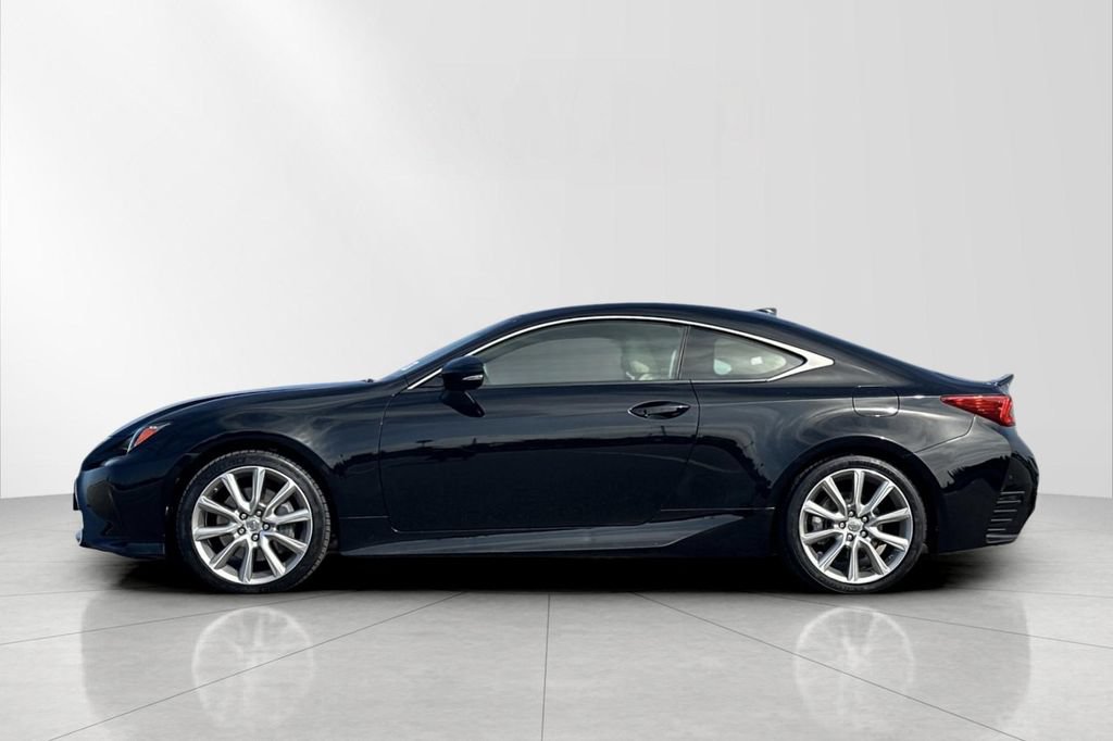Used 2015 Lexus RC 350 w/ Luxury Package RWD image 3