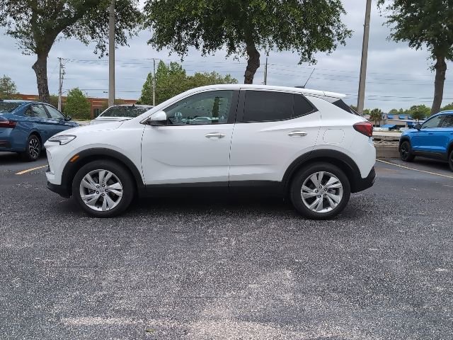 Used 2024 Buick Encore GX Preferred image 3