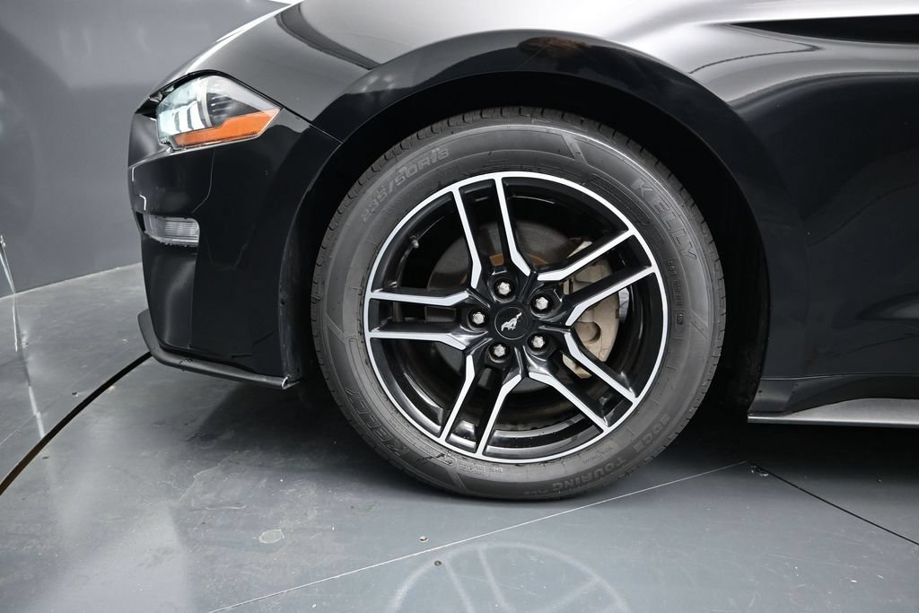 Used 2022 Ford Mustang Premium RWD image 18