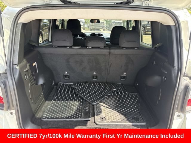 Used 2022 Jeep Renegade Latitude AWD/4WD image 15