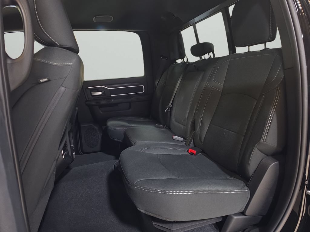 New 2026 RAM 2500 Big Horn AWD/4WD image 17