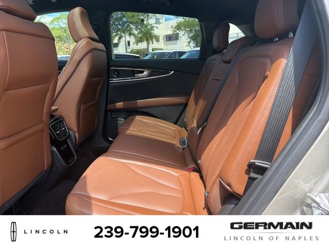 Used 2023 Lincoln Nautilus Reserve w/ Equipment Group 201A image 13