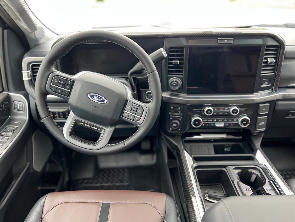 New 2025 Ford F250 Lariat w/ Lariat Ultimate Package image 25