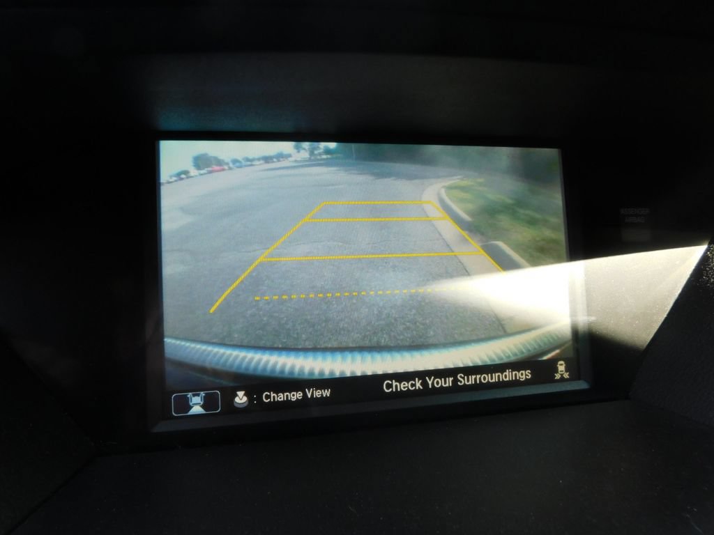 Used 2016 Acura MDX w/ Technology Package AWD/4WD image 4