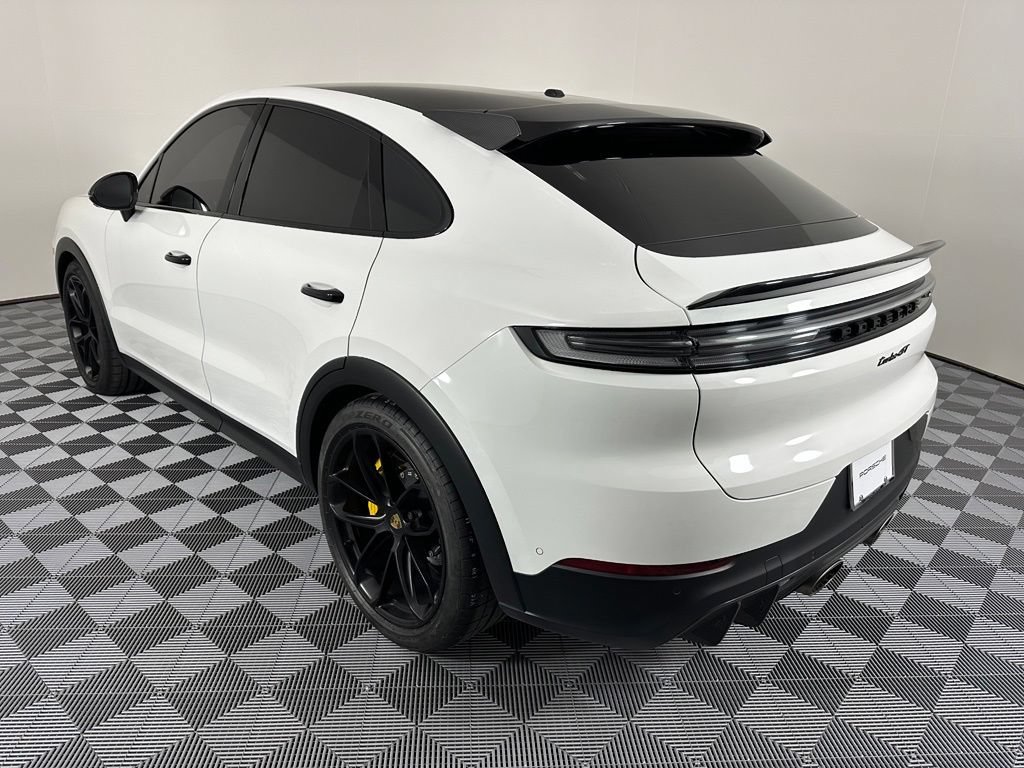 Certified 2024 Porsche Cayenne Turbo GT AWD/4WD image 3