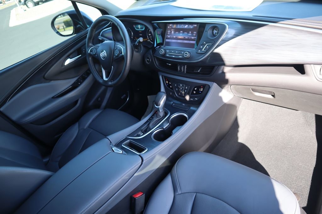 Used 2020 Buick Envision Premium w/ Driver Confidence Package image 17
