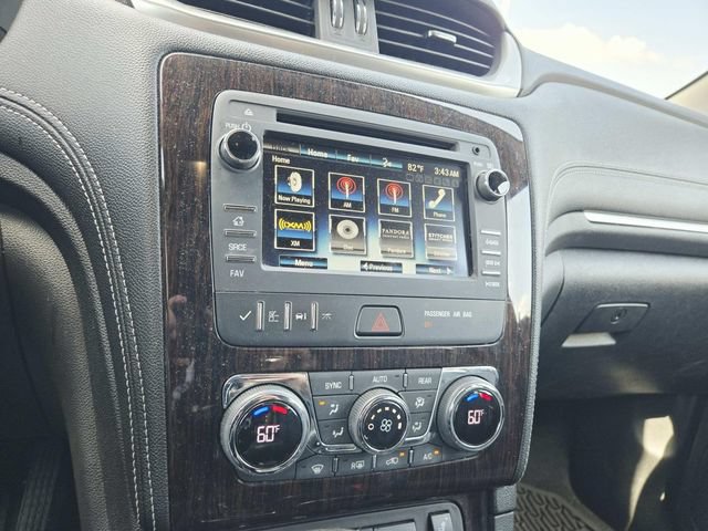Used 2017 Chevrolet Traverse LT FWD image 11