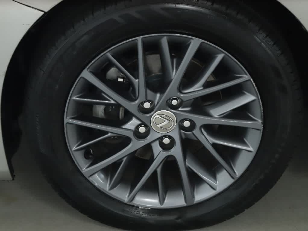 Used 2018 Lexus ES 350 w/ Premier Package FWD image 39