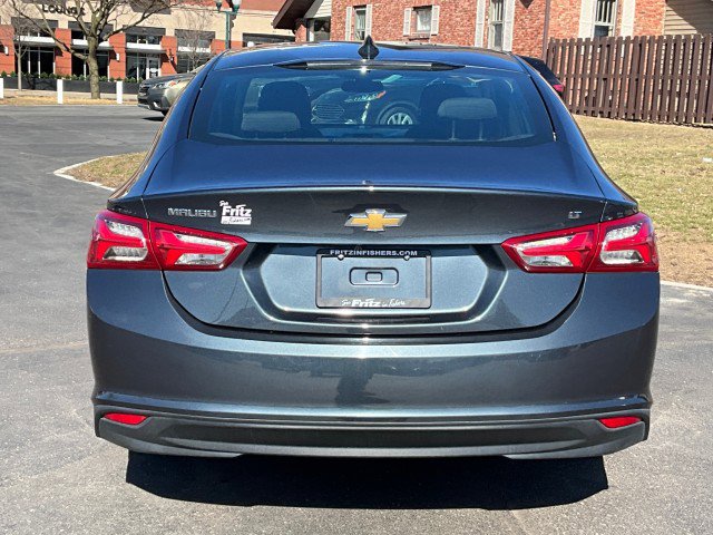 Used 2021 Chevrolet Malibu LT image 3