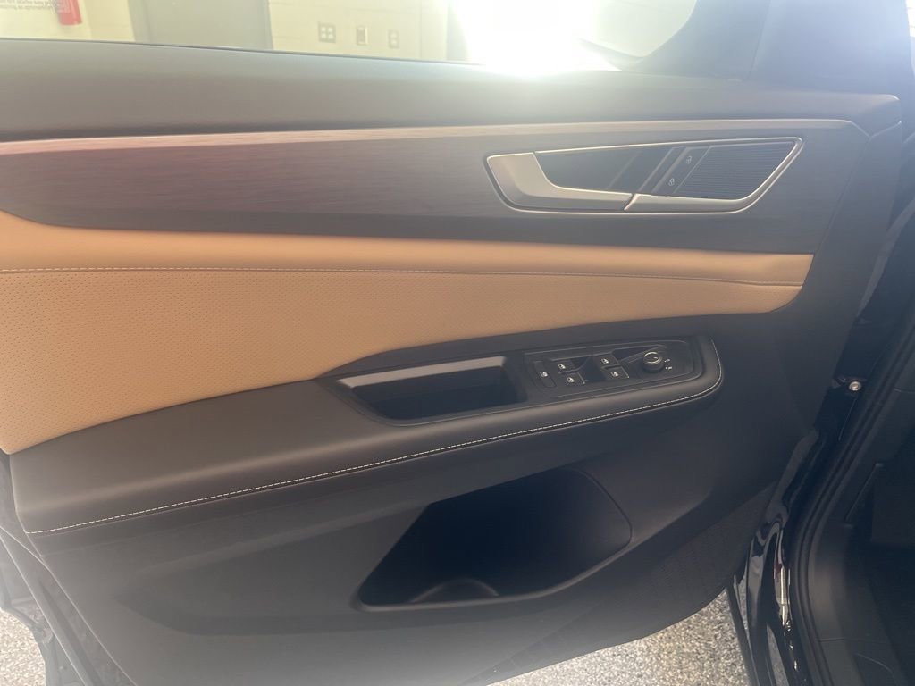 New 2026 Volkswagen Atlas Cross Sport SE AWD/4WD image 13