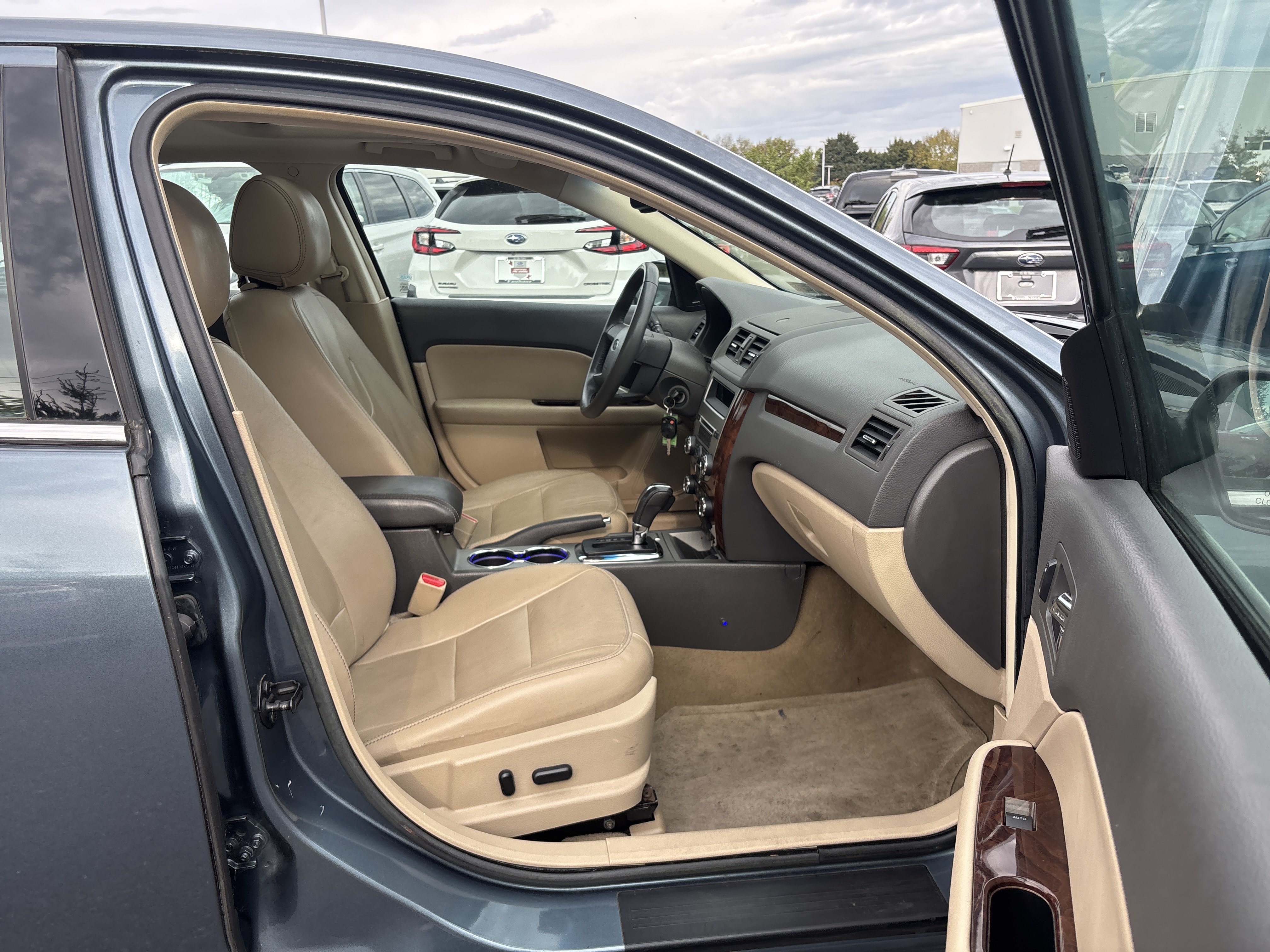 Used 2012 Ford Fusion SEL FWD image 23