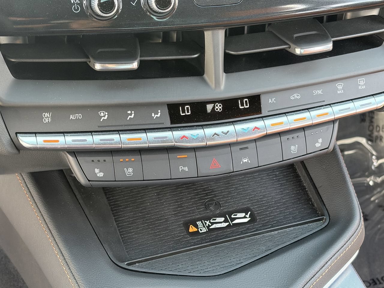 Certified 2024 Cadillac CT4 Premium Luxury RWD image 29
