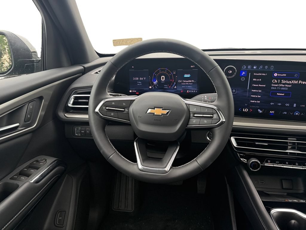 New 2026 Chevrolet Traverse LT w/ Sun and Wheel Package FWD image 12