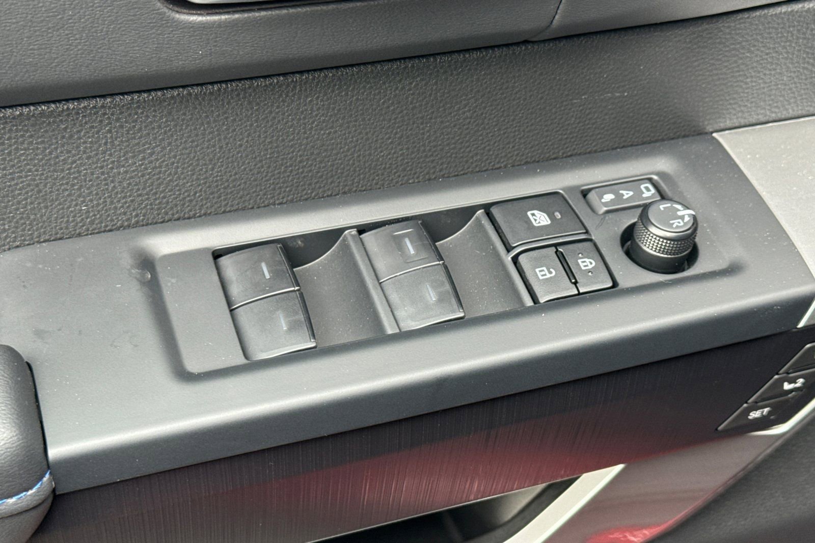 New 2025 Toyota Tundra Platinum image 14