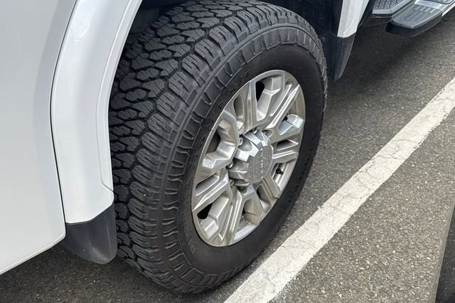 Used 2020 GMC Sierra 3500 Denali w/ Denali Ultimate Package image 4