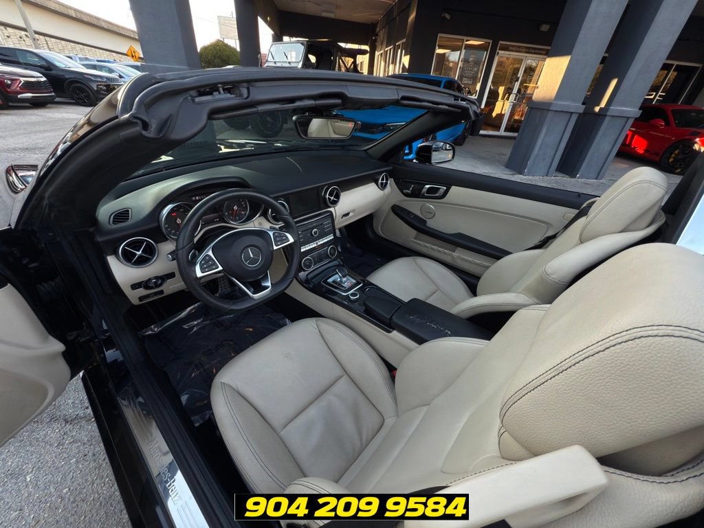 Used 2018 Mercedes-Benz SLC 300 image 25