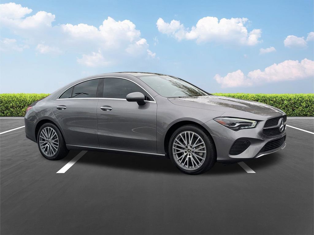 Used 2024 Mercedes-Benz CLA 250 4MATIC image 2