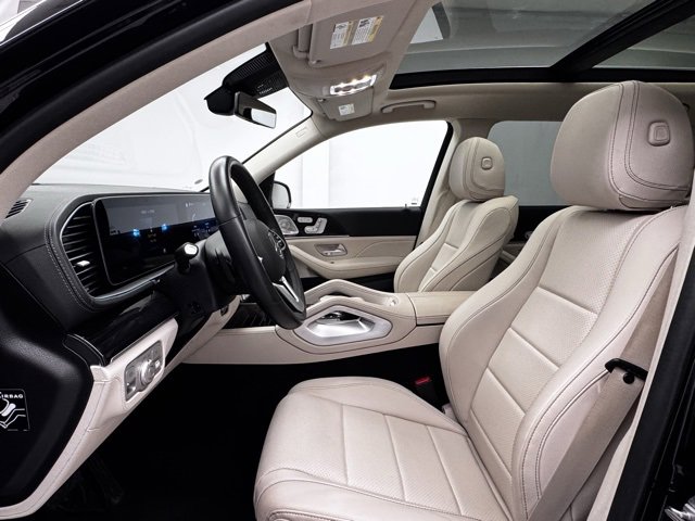 Used 2023 Mercedes-Benz GLS 450 4MATIC image 14