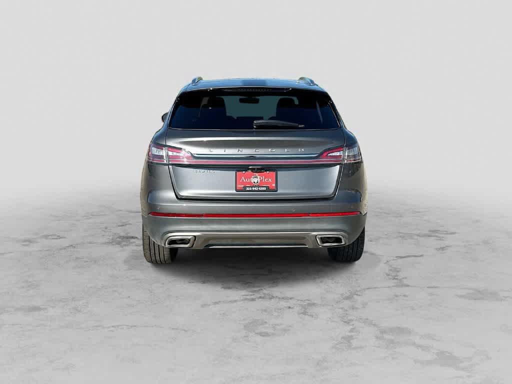 Used 2023 Lincoln Nautilus Reserve FWD image 13