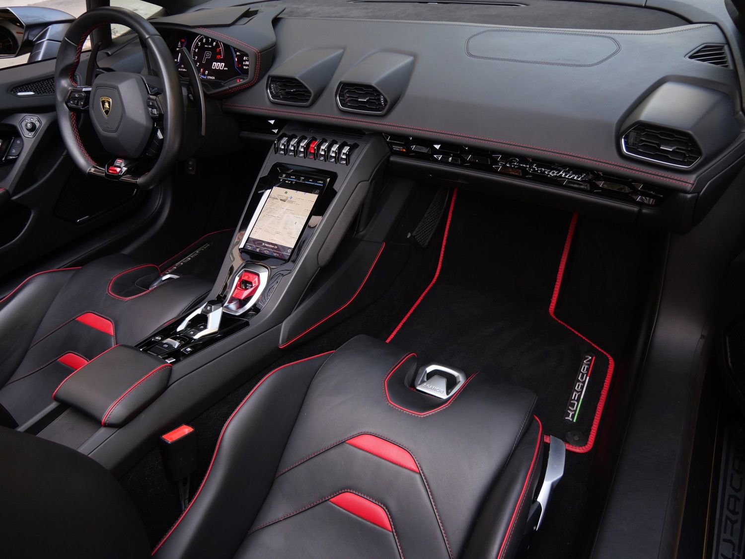 Used 2021 Lamborghini Huracan EVO RWD image 7
