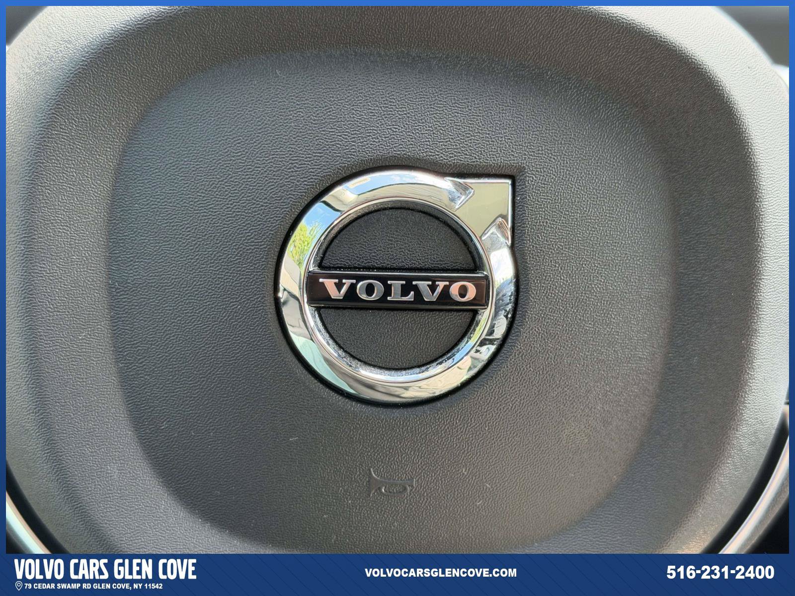 Used 2025 Volvo XC90 T8 Ultra w/ Protection Package Premier AWD/4WD image 24