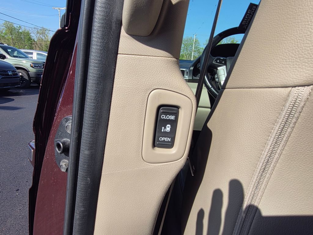 Used 2011 Honda Odyssey EX-L image 14