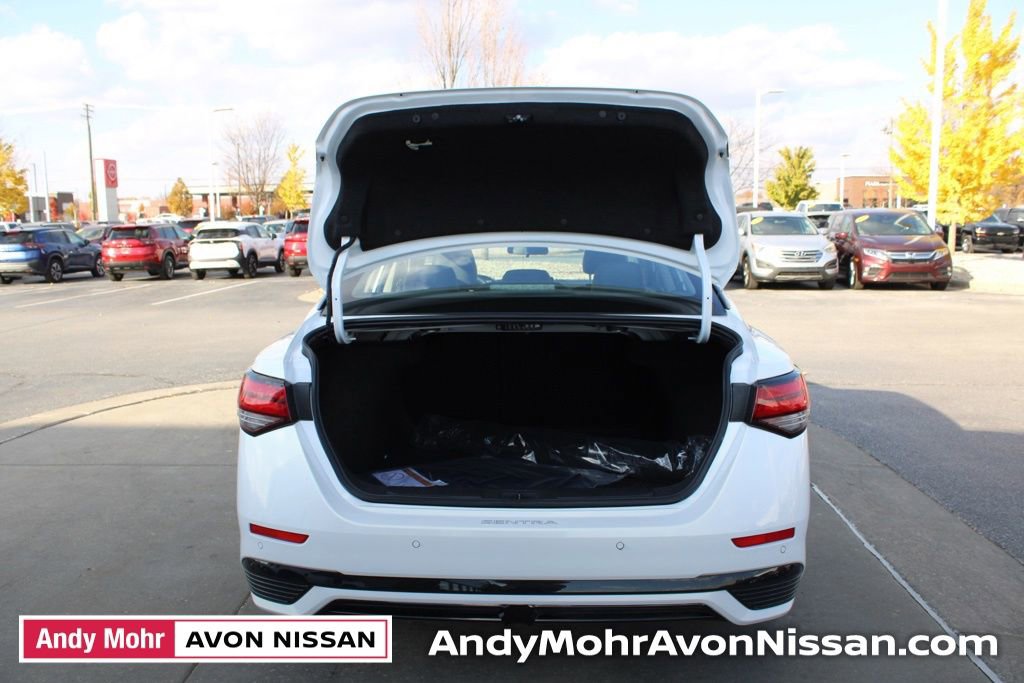 New 2025 Nissan Sentra SR w/ SR Premium Package image 5