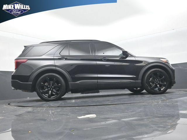 Used 2024 Ford Explorer ST-Line w/ Class IV Trailer Tow Package RWD image 24