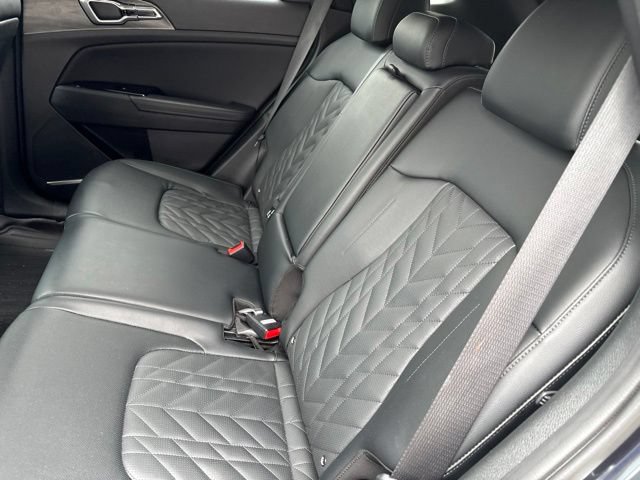 Used 2023 Kia Sportage X-Line AWD/4WD image 10