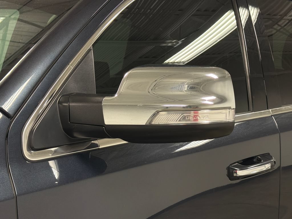Used 2021 RAM 1500 Limited w/ Body Color Bumper Group AWD/4WD image 14