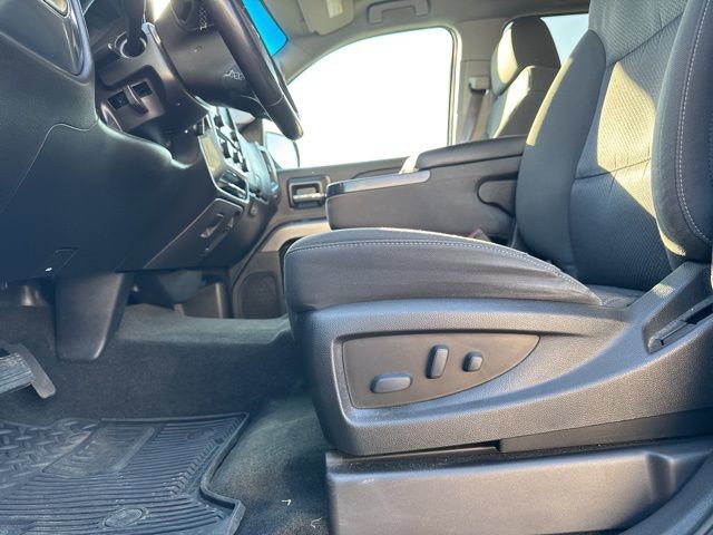 Used 2017 Chevrolet Silverado 1500 LT w/ All Star Edition image 29