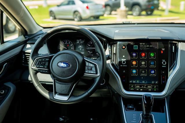 Certified 2025 Subaru Outback Premium AWD/4WD image 6