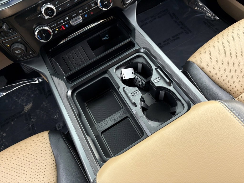 New 2026 Ford F250 Lariat w/ Lariat Premium Package image 37