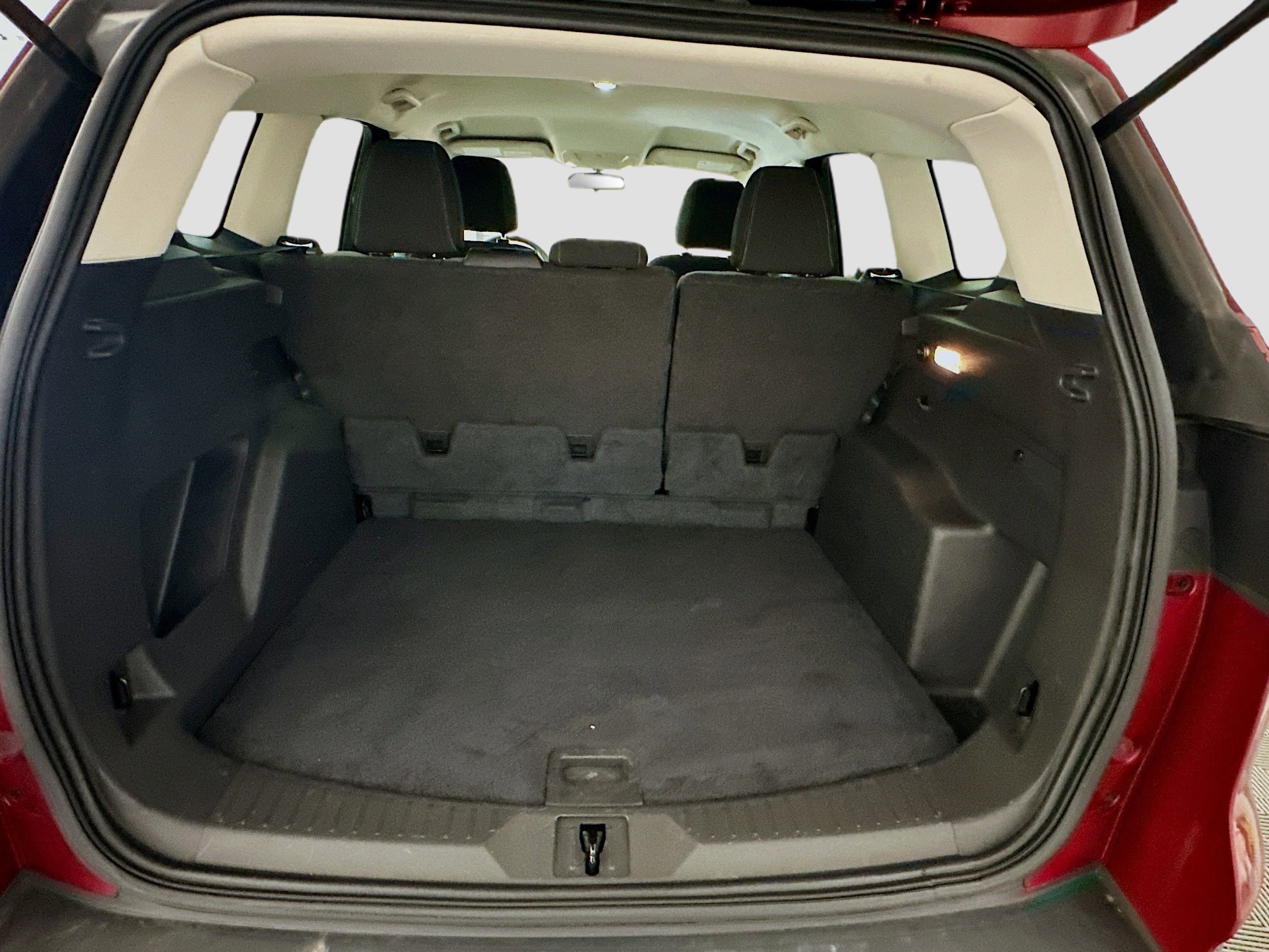 Used 2015 Ford Escape SE image 29