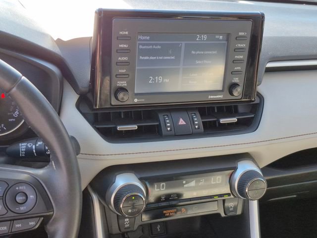 Used 2021 Toyota RAV4 XLE Premium image 14