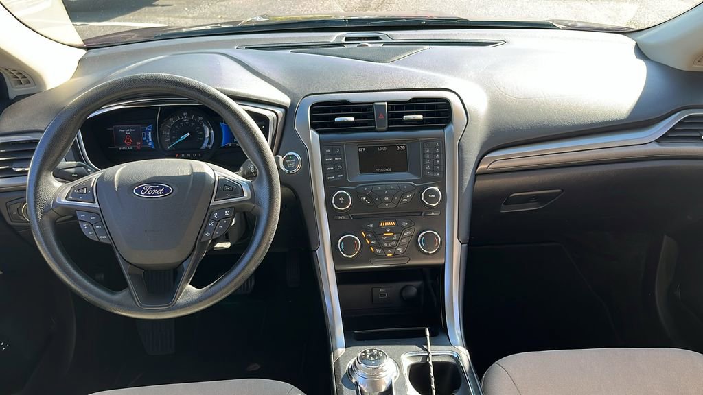 Used 2017 Ford Fusion S image 27