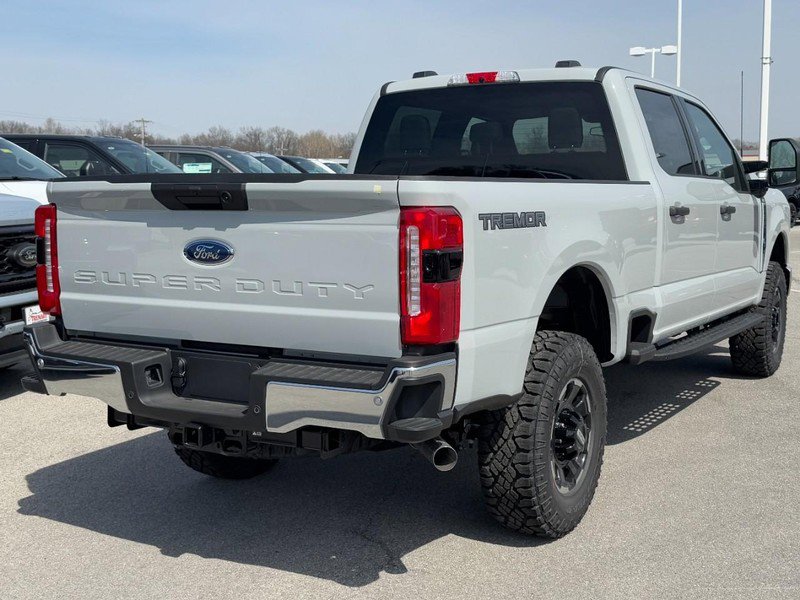 New 2026 Ford F350 XLT w/ Tremor Off-Road Package image 3
