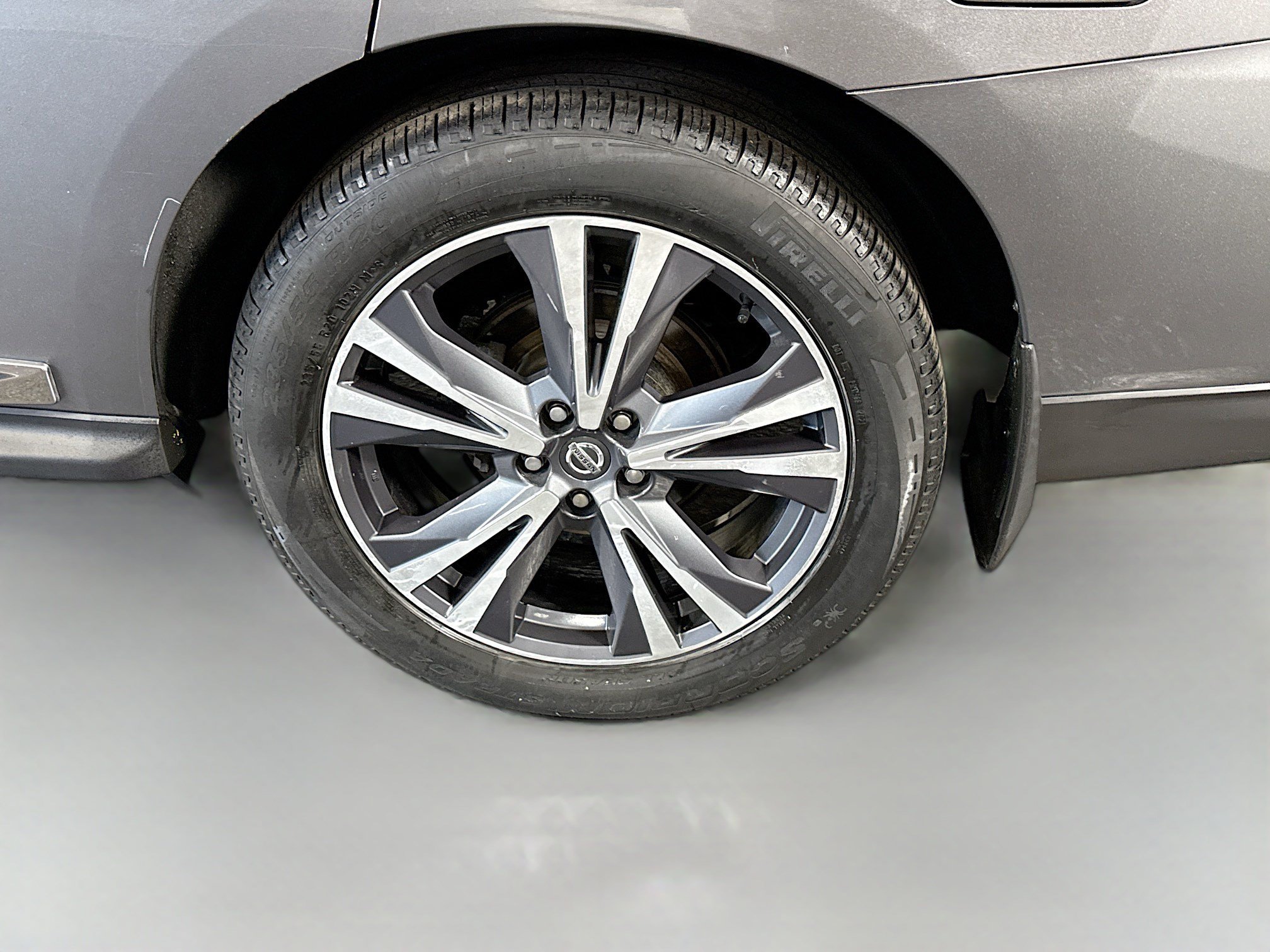 Used 2020 Nissan Pathfinder Platinum AWD/4WD image 37