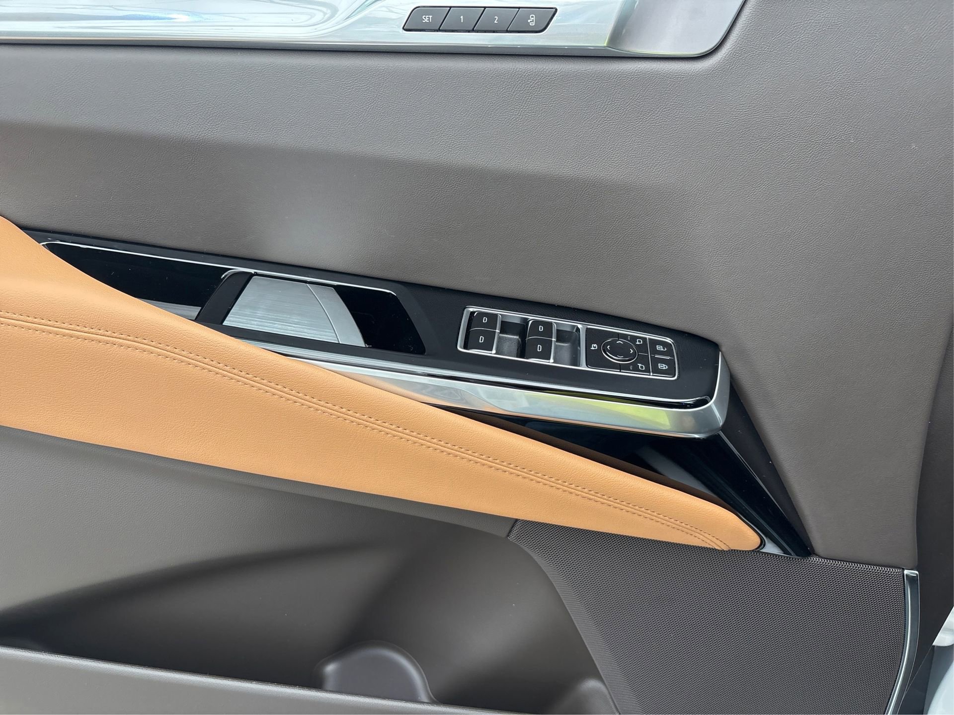 New 2025 Cadillac Escalade Premium Luxury w/ Touring Package image 20