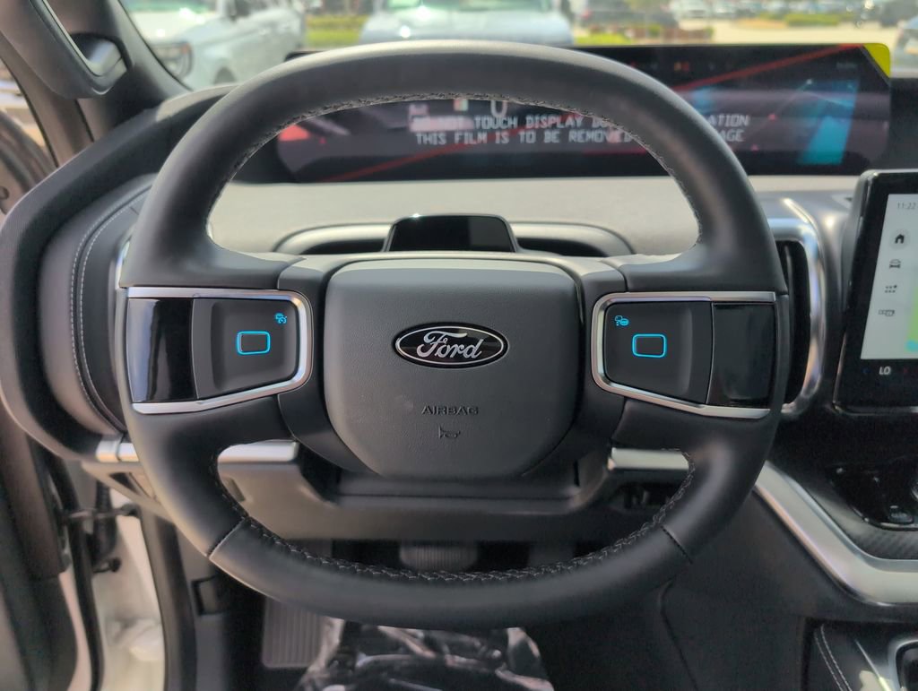 New 2026 Ford Expedition Platinum w/ Stealth Appearance Package image 32