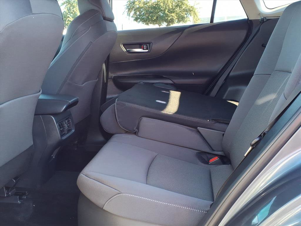 Certified 2023 Toyota Venza LE image 10